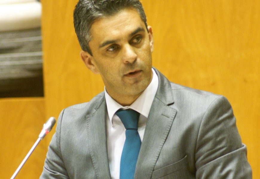 Autarquias açorianas prejudicadas pelo Governo da República Autarquias açorianas prejudicadas pelo Governo da República