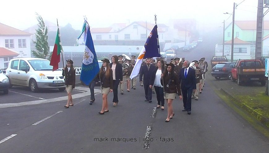 FILARMÓNICA “UNIÃO POPULAR” DESFILA NA FREGUESIA DO NORTE PEQUENO – ILHA DE SÃO JORGE. (c/ vídeo)