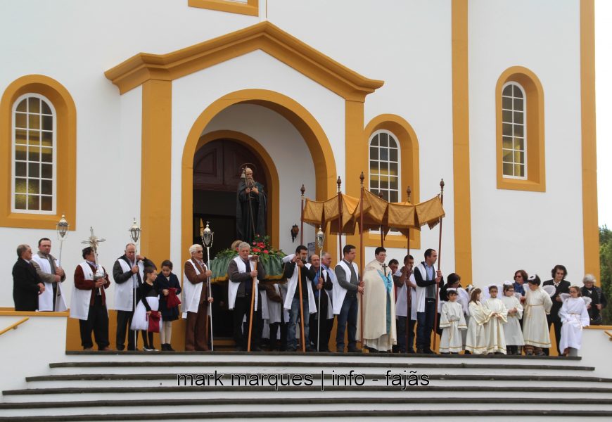 PROCISSÃO EM HONRA DE SANTO ANTÃO (Santo Antão – Topo) – Ilha de São Jorge (reportagem fotográfica)