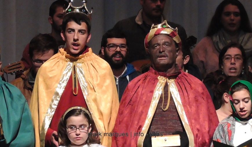 GRUPO DE REIS DO AGRUPAMENTO 975 DOS ROSAIS (Escuteiros) – Ilha de São Jorge. (c/ vídeo) GRUPO DE REIS DO AGRUPAMENTO 975 DOS ROSAIS (Escuteiros) – Ilha de São Jorge. (c/ vídeo)