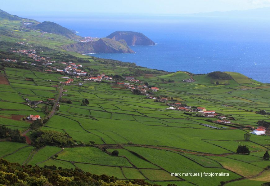 UMAS ILHAS MAIS “IGUAIS” QUE OUTRAS