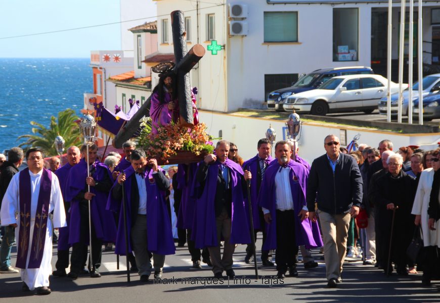 PROCISSÃO DE PASSOS – VILA DAS VELAS – ILHA DE SÃO JORGE (c/ vídeo)