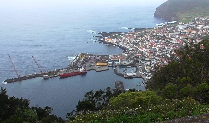 OBRAS DE AMPLIAÇÃO DO PORTO COMERCIAL DE SÃO JORGE – VELAS – ILHA DE SÃO JORGE (c/ vídeo)