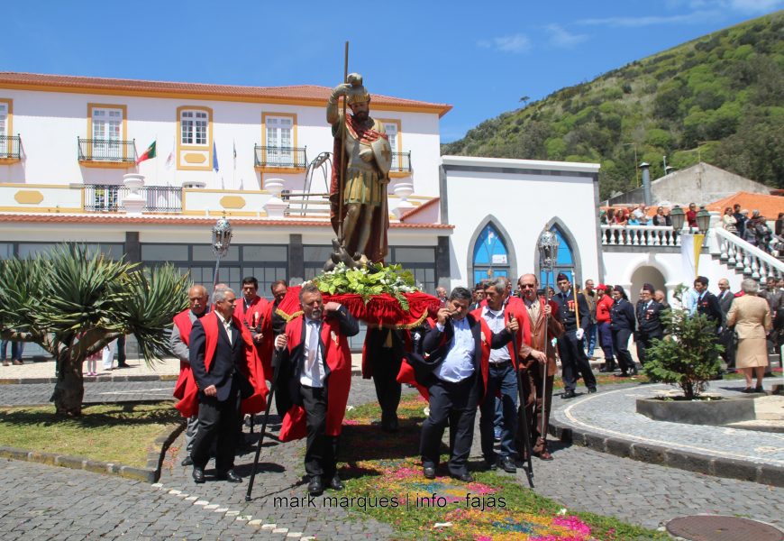 MISSA E PROCISSÃO DE SÃO JORGE – Velas – Ilha de São Jorge (c/ reportagem fotográfica)