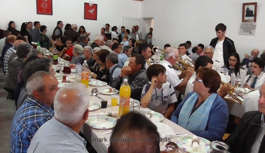 BANDA FILARMÓNICA ANIMA JANTAR DO DIVINO ESPÍRITO SANTO – SANTO ANTÃO – Ilha de São Jorge (c/ vídeo)