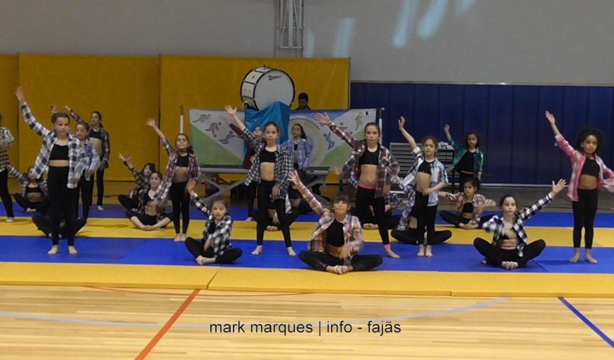 “HIP HOP” do Clube Desportivo Escolar – ENCERRAMENTO DOS XXVIII JOGOS DESPORTIVOS ESCOLARES – Velas – Ilha de São Jorge (c/ vídeo)