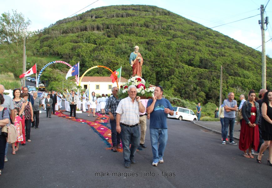 PROCISSÃO EM HONRA DE SÃO PEDRO – Velas – Ilha de São Jorge (c/ reportagem fotográfica)