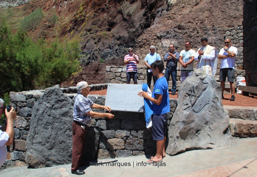 INAUGURAÇÃO DE MONUMENTO A ANTIGOS BALEEIROS – VILA DO TOPO – Ilha de São Jorge (c/ reportagem fotográfica)