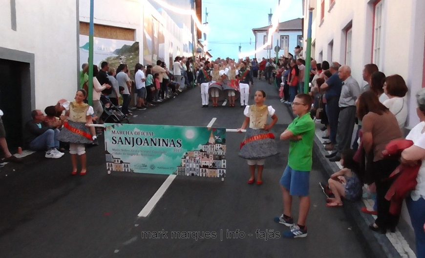 MARCHA OFICIAL DAS SANJOANINAS (2017) – FESTIVAL DE JULHO 2017 – CALHETA – Ilha de São Jorge (c/ vídeo)
