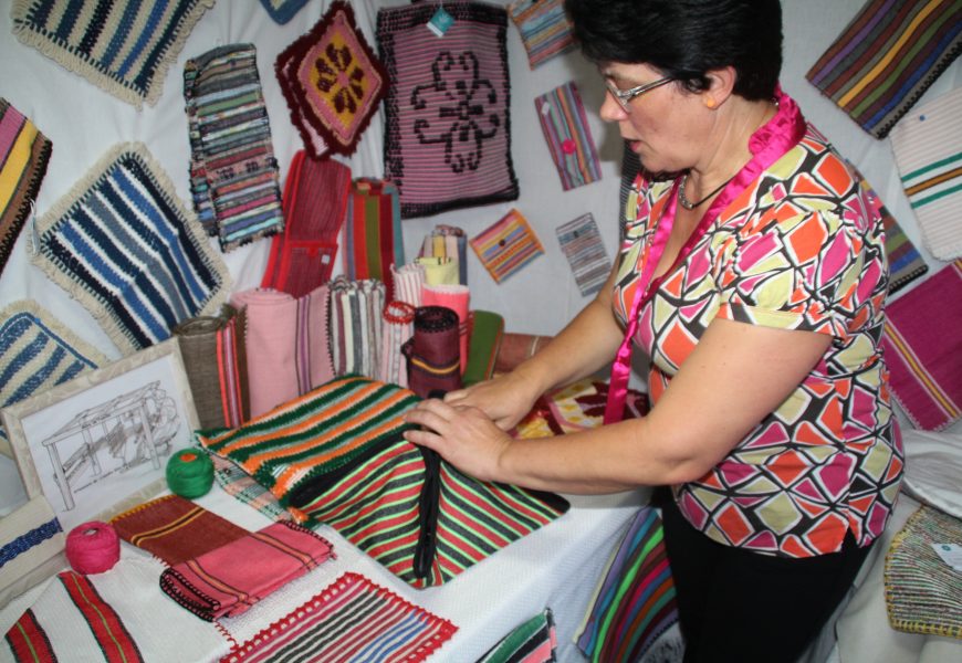 EXPOSIÇÕES NAS FESTAS DE ROSAIS – ROSAIS – Ilha de São Jorge (c/ reportagem fotográfica)