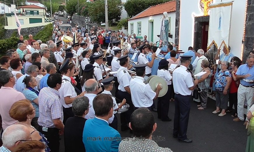 BANDA FILARMÓNICA SAÚDA Nª SRª das DORES – FESTAS DA FAJÃ DO OUVIDOR – Ilha de São Jorge (c/ vídeo)