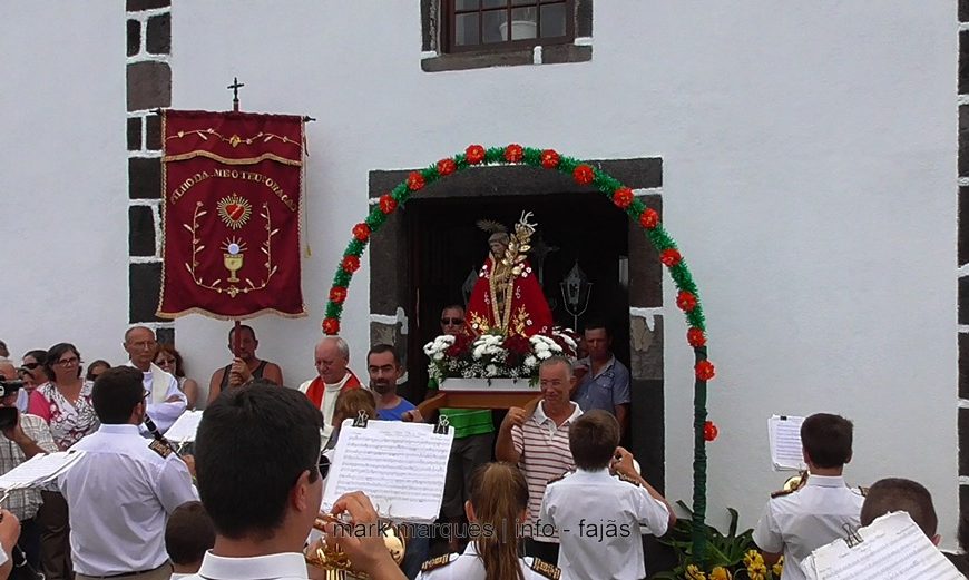 BANDA FILARMÓNICA SAÚDA IMAGEM DE SANTO CRISTO – FESTA NA FAJÃ DE SANTO CRISTO – Ilha de São Jorge (c/ vídeo)