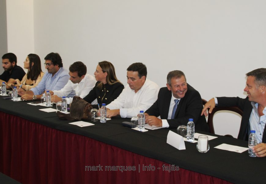 Deputada Municipal Sandra Campos (PS) considera que a vontade dos Velenses foi subjugada à vontade dos deputados municipais Deputada Municipal Sandra Campos (PS) considera que a vontade dos Velenses foi subjugada à vontade dos deputados municipais