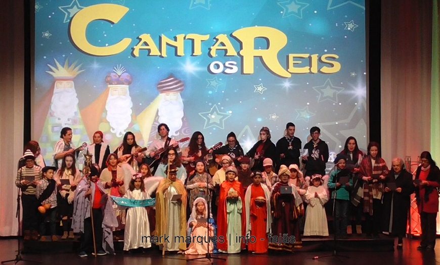 Grupo de Reis da “CATEQUESE DAS VELAS” atua no Auditório Municipal das Velas (c/ vídeo)