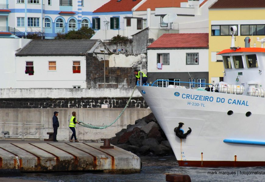 Bebé nasce a bordo do barco “Cruzeiro do Canal” no percurso Pico / Faial