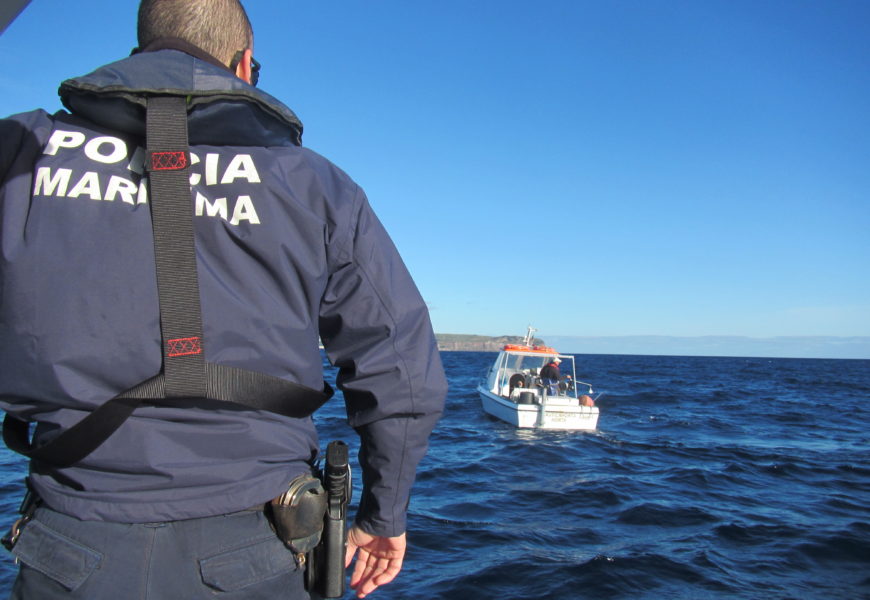 POLÍCIA MARÍTIMA DA HORTA APREENDE EMBARCAÇÃO DE RECREIO NA ILHA DO PICO