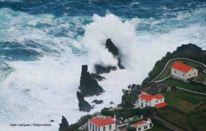 Agravamento da agitação marítima em todo o arquipélago dos Açores, alerta a Proteção Civil