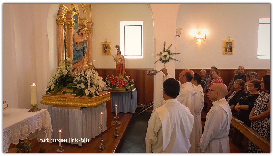 GRUPO CORAL ENTOA O HINO DE Nª SRª DO ROSÁRIO – FESTAS DE ROSAIS / 2018 – Ilha de São Jorge (c/ vídeo)
