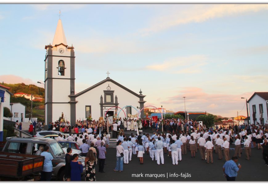 BANDAS FILARMÓNICAS SAÚDAM Nª SRª DO ROSÁRIO – FESTAS DE ROSAIS /2018 – Ilha de São Jorge (c/ vídeo)