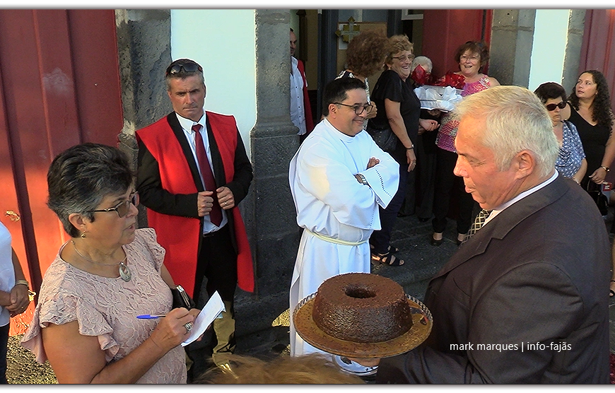 “ARREMATAÇÕES” – FESTA DE SÃO MATEUS – Urzelina – Ilha de São Jorge (c/ vídeo) “ARREMATAÇÕES” – FESTA DE SÃO MATEUS – Urzelina – Ilha de São Jorge (c/ vídeo)