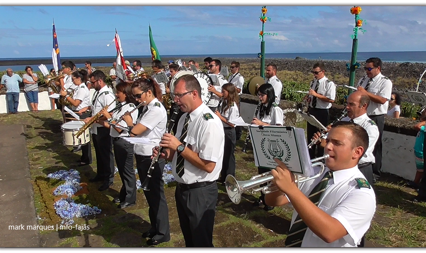 BANDA FILARMÓNICA NOVA ALIANÇA CUMPRIMENTA IGREJA DE SANTO CRISTO – FAJÃ DE SANTO CRISTO – Ilha de São Jorge (c/ vídeo) BANDA FILARMÓNICA NOVA ALIANÇA CUMPRIMENTA IGREJA DE SANTO CRISTO – FAJÃ DE SANTO CRISTO – Ilha de São Jorge (c/ vídeo)