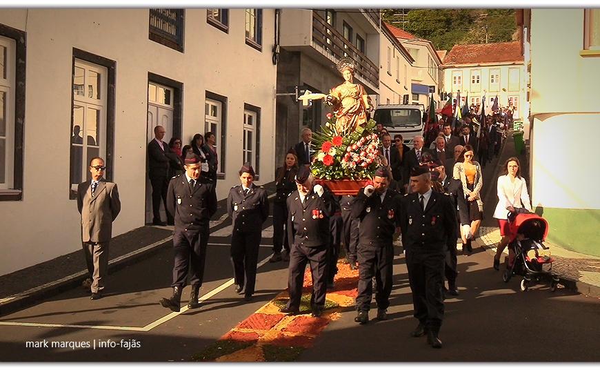 “PROCISSÃO” – FESTA DE SANTA CATARINA – Vila da Calheta – Ilha de São Jorge (c/ vídeo) “PROCISSÃO” – FESTA DE SANTA CATARINA – Vila da Calheta – Ilha de São Jorge (c/ vídeo)