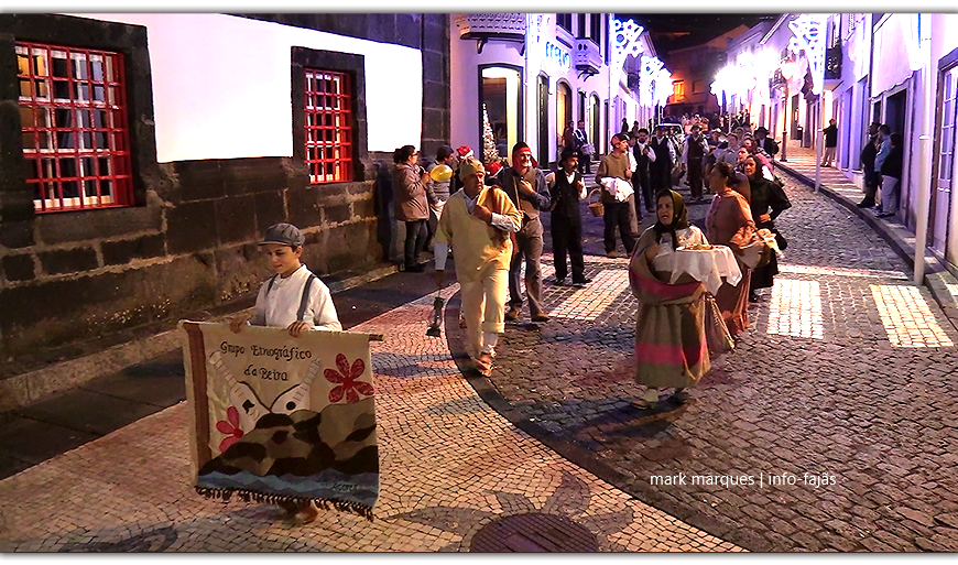 GRUPO ETNOGRÁFICO DA BEIRA DESFILA NO DIA DAS MONTRAS – Vila das Velas – Ilha de São Jorge (c/ vídeo)