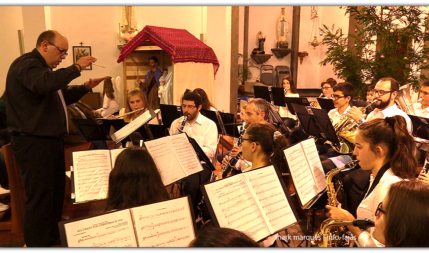 “RECREIO DOS LAVRADORES” e “RECREIO TOPENSE” em concerto de Natal – Santo Antão – Ilha de São Jorge (c/ vídeo) “RECREIO DOS LAVRADORES” e “RECREIO TOPENSE” em concerto de Natal – Santo Antão – Ilha de São Jorge (c/ vídeo)