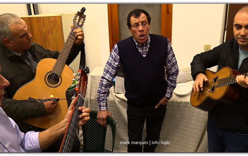 AFINAM-SE AS VIOLAS E AQUECEM-SE AS VOZES – Baile Regional – Beira / Velas – Ilha de São Jorge (c/ vídeo) AFINAM-SE AS VIOLAS E AQUECEM-SE AS VOZES – Baile Regional – Beira / Velas – Ilha de São Jorge (c/ vídeo)