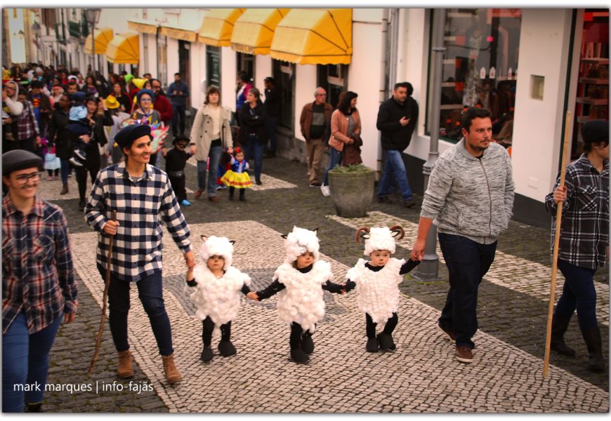 CORSO CARNAVALESCO organizado pela Santa Casa da Misericórdia das Velas – Ilha de São Jorge (c/ reportagem fotográfica)