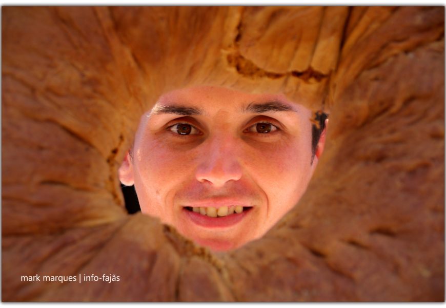 FOLIÕES E CAVALEIROS – DOMINGO DO DIVINO ESPÍRITO SANTO – Beira / Velas – Ilha de São Jorge (c/ vídeo)