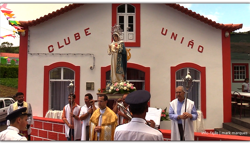 PROCISSÃO DE Nª SRª DO IMACULADO CORAÇÃO – 150º ANIVERSÁRIO DA SOCIEDADE FILARMÓNICA CLUBE UNIÃO – Vila do Topo – Ilha de São Jorge (c/ vídeo)