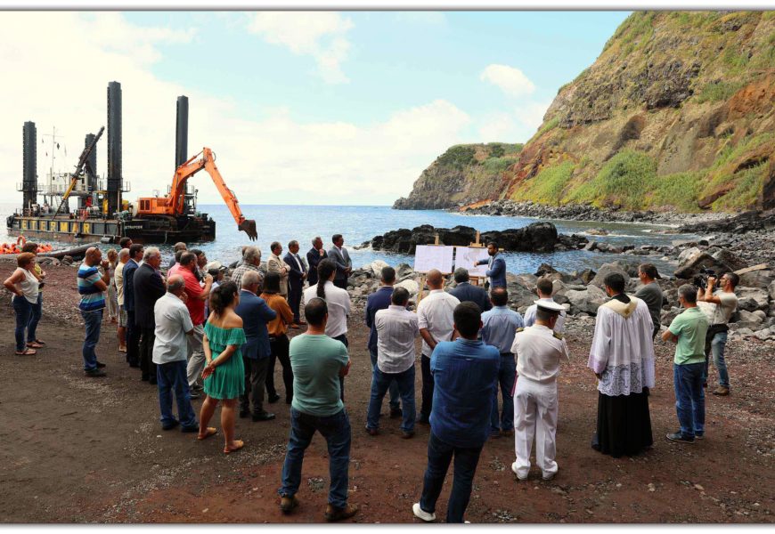 ARRANCARAM AS OBRAS NO PORTO DO TOPO – Ilha de São Jorge  (c/ vídeo)