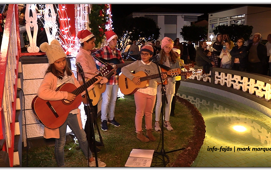 Grupo de Cordas “GUILHERME DA SILVEIRA” atua no “DIA DAS MONTRAS” – Velas – Ilha de São Jorge (c/ vídeo) Grupo de Cordas “GUILHERME DA SILVEIRA” atua no “DIA DAS MONTRAS” – Velas – Ilha de São Jorge (c/ vídeo)