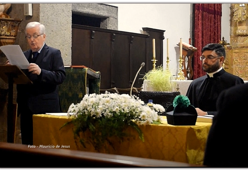 Padre Dinis Silveira apresenta livro – Vila do Topo – Ilha de São Jorge (c/ vídeo)