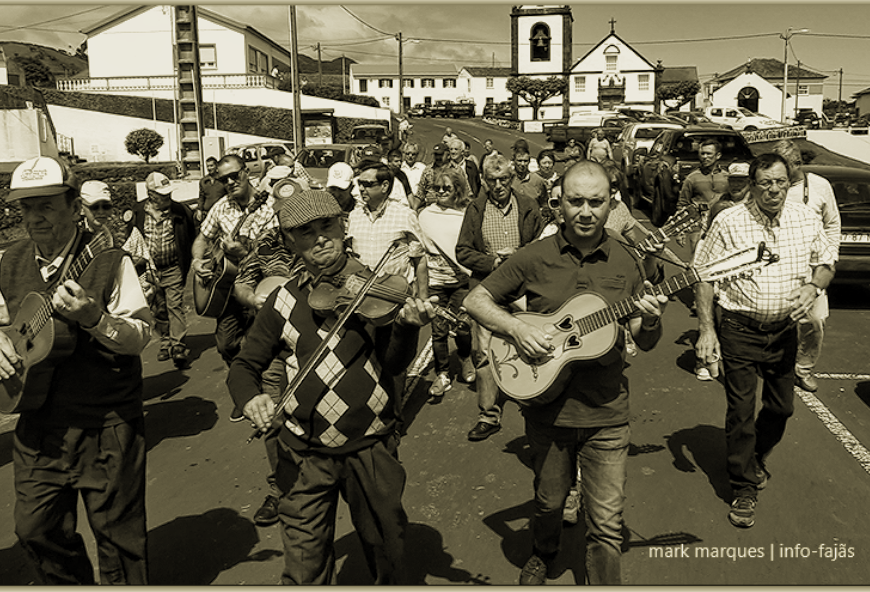 “TEMPOS DE ESPERA” – FESTA E CORTEJO DO GADO – Norte Pequeno – Ilha de São Jorge (2019) (c/ vídeo) “TEMPOS DE ESPERA” – FESTA E CORTEJO DO GADO – Norte Pequeno – Ilha de São Jorge (2019) (c/ vídeo)