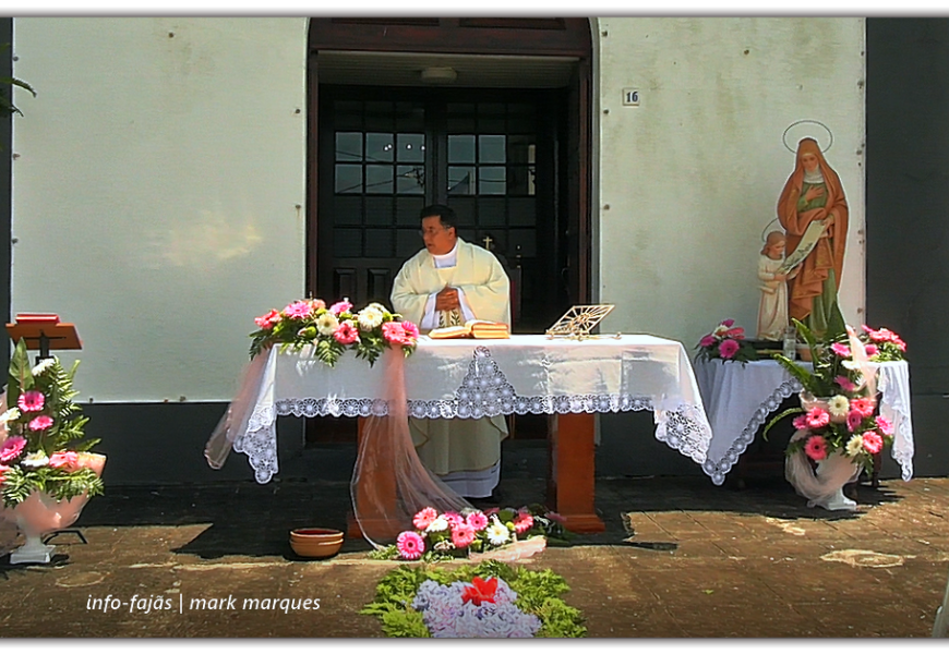 FESTA DE SANT`ANA (Missa Campal) – Beira / Velas – Ilha de São Jorge (c/ vídeo)