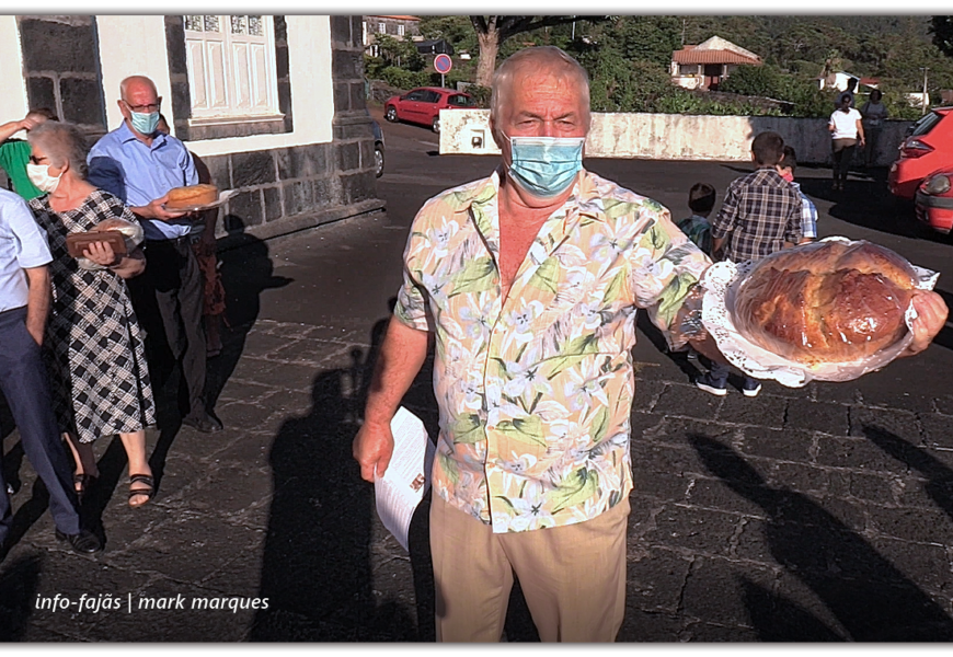 ARREMATAÇÕES – Festa de São Mateus – Urzelina – Ilha de São Jorge (c/ vídeo) ARREMATAÇÕES – Festa de São Mateus – Urzelina – Ilha de São Jorge (c/ vídeo)