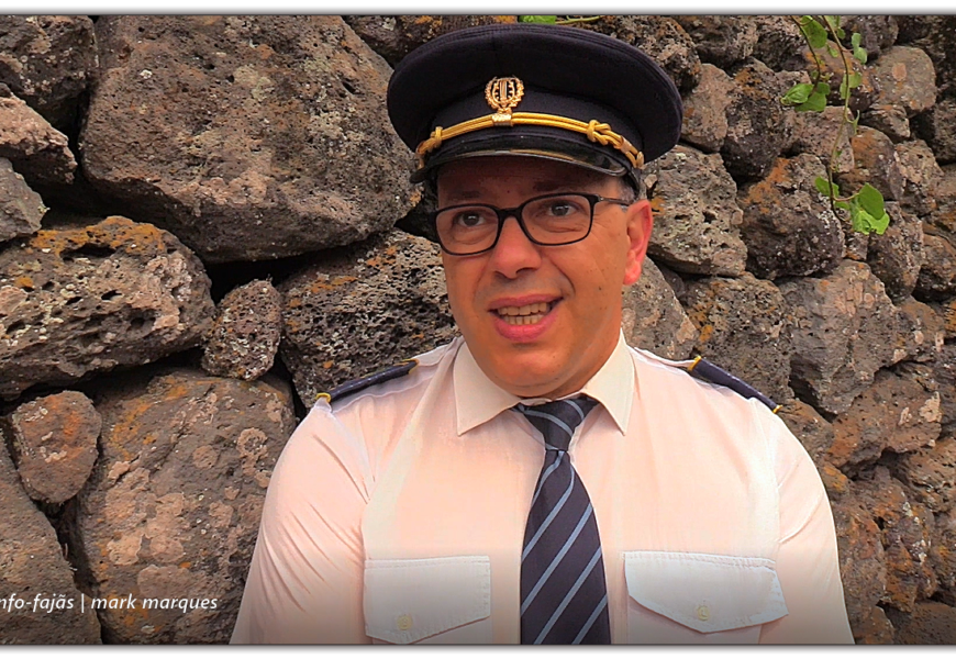 “OS MÚSICOS JÁ TINHAM SAUDADES” afirma António Sousa, Maestro da Recreio Topense – Ilha de São Jorge (c/ vídeo) “OS MÚSICOS JÁ TINHAM SAUDADES” afirma António Sousa, Maestro da Recreio Topense – Ilha de São Jorge (c/ vídeo)