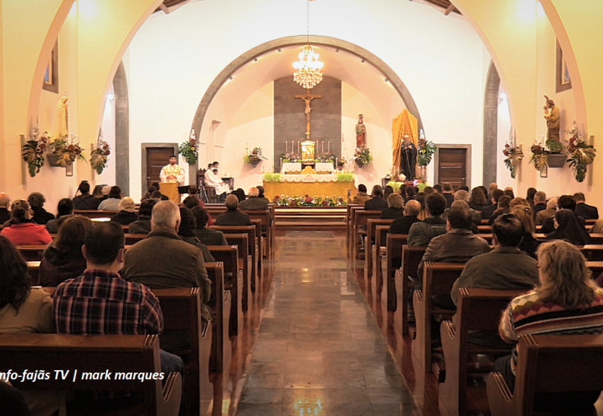 FESTA DE SANTO ANTÃO (Missa) – Santo Antão – Ilha de São Jorge (c/ vídeo) FESTA DE SANTO ANTÃO (Missa) – Santo Antão – Ilha de São Jorge (c/ vídeo)