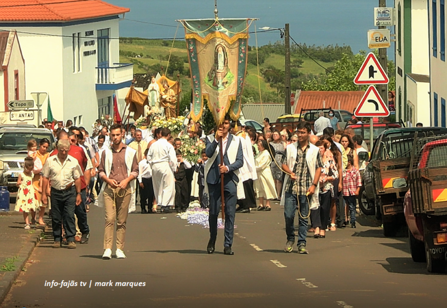 FESTA DE NOSSA SENHORA DE LOURDES (Procissão) – Santo Antão – Ilha de São Jorge (c/ vídeo)
