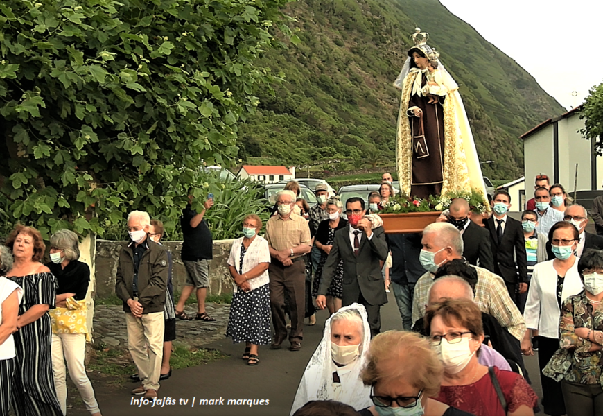 FAJÃ DOS VIMES – PROCISSÃO DE Nª SRª DO CARMO – Ilha de São Jorge (c/ vídeo) FAJÃ DOS VIMES – PROCISSÃO DE Nª SRª DO CARMO – Ilha de São Jorge (c/ vídeo)