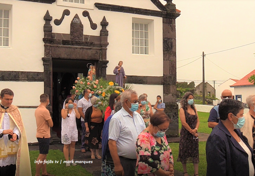 FESTA DE Nª Srª DO ROSÁRIO (Procissão) – Norte Pequeno – Ilha de São Jorge (c/ vídeo)