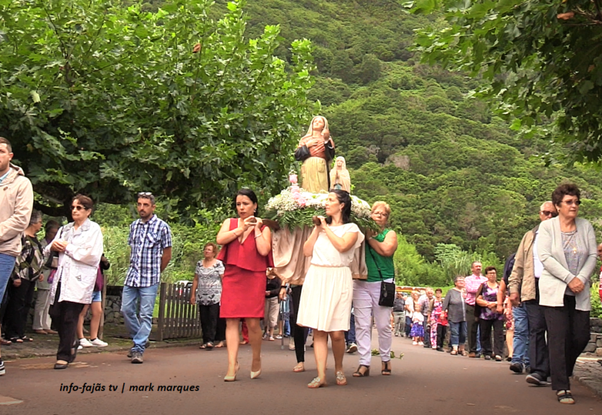 FESTA NA FAJÃ DOS CUBRES – “Procissão” – Ilha de São Jorge (c/ vídeo) FESTA NA FAJÃ DOS CUBRES – “Procissão” – Ilha de São Jorge (c/ vídeo)