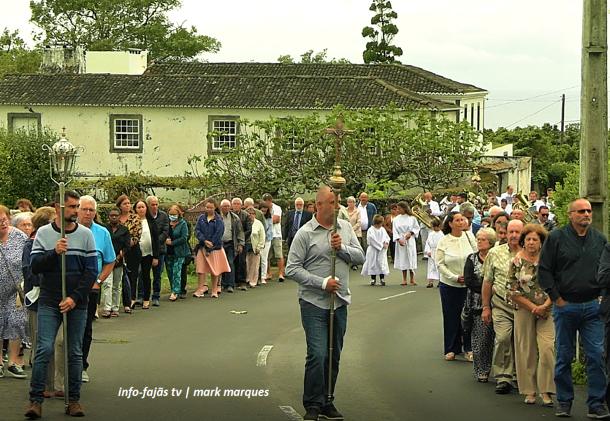 FESTA DA SENHORA DA LUZ (Procissão) – Queimada / Santo Amaro – Ilha de São Jorge (c/ vídeo)