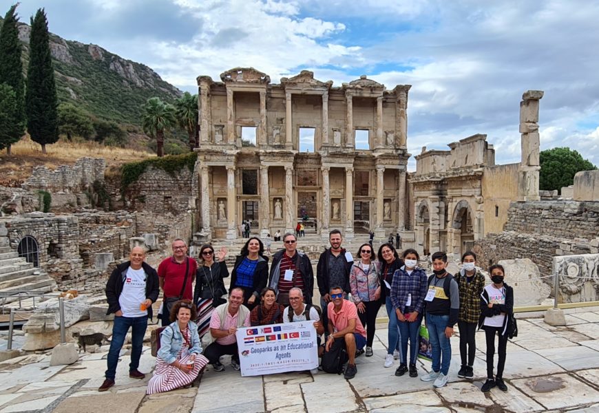 GEOPARKS AS AN EDUCATIONAL AGENTS – TURQUIA (c/ vídeo)