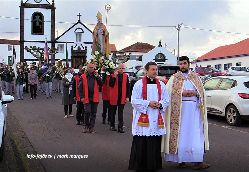 Festa de São Lázaro (Procissão) – Norte Pequeno – Ilha de São Jorge (c/ vídeo)