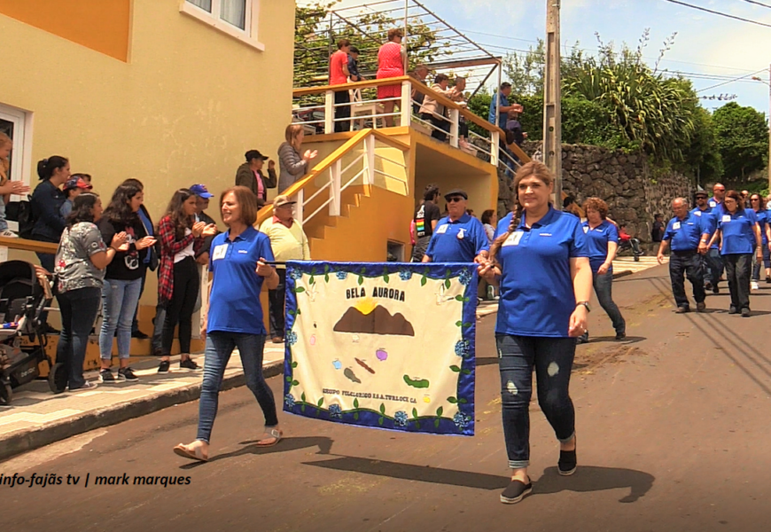 “Grupo Folclórico Bela Aurora” vindo dos Estados Unidos, participa nas Festas dos Bodos de Leite – Ilha de São Jorge (c/ vídeo)