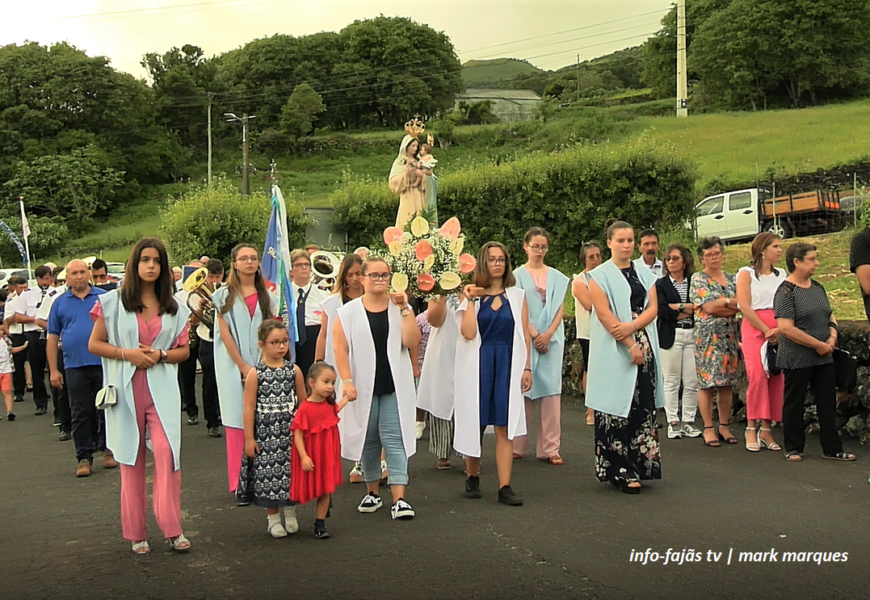 “Procissão da Senhora da Encarnação” – Ribeira do Nabo – Ilha de São Jorge (c/ vídeo)