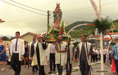 Festa de Nª Srª do Rosário – “Procissão” – Rosais – Ilha de São Jorge (c/ vídeo)